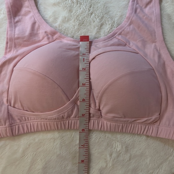 8 Unbranded internet “4XL” bras - runs very, very small - Picture 15 of 16